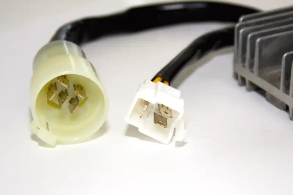 Electrex Laderegler RG 82 Meistverkauft