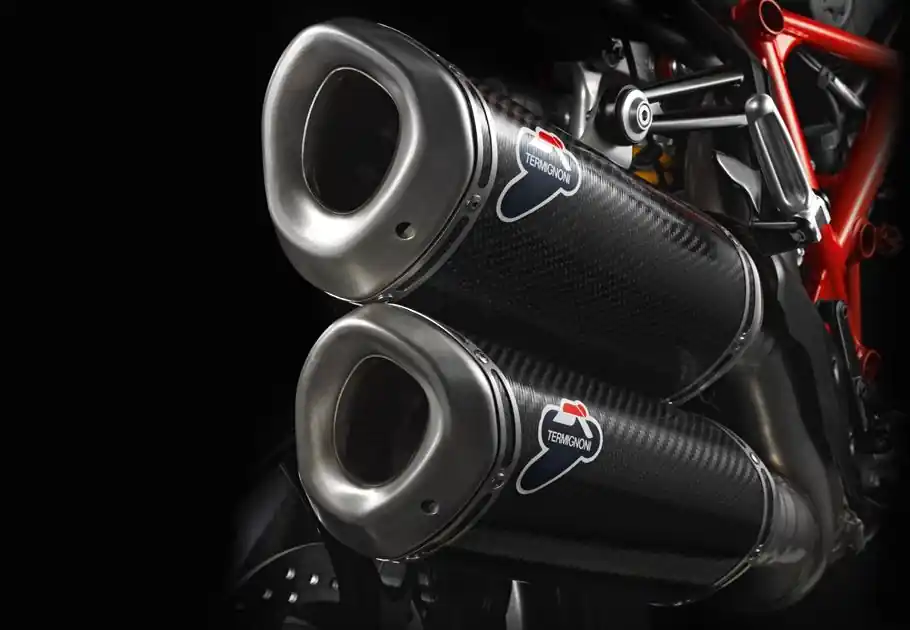 Ducati Original Termignoni Racing-Schalldämpfer aus Kohlefaser für Streetfighter S Nur Für Kurze Zeit