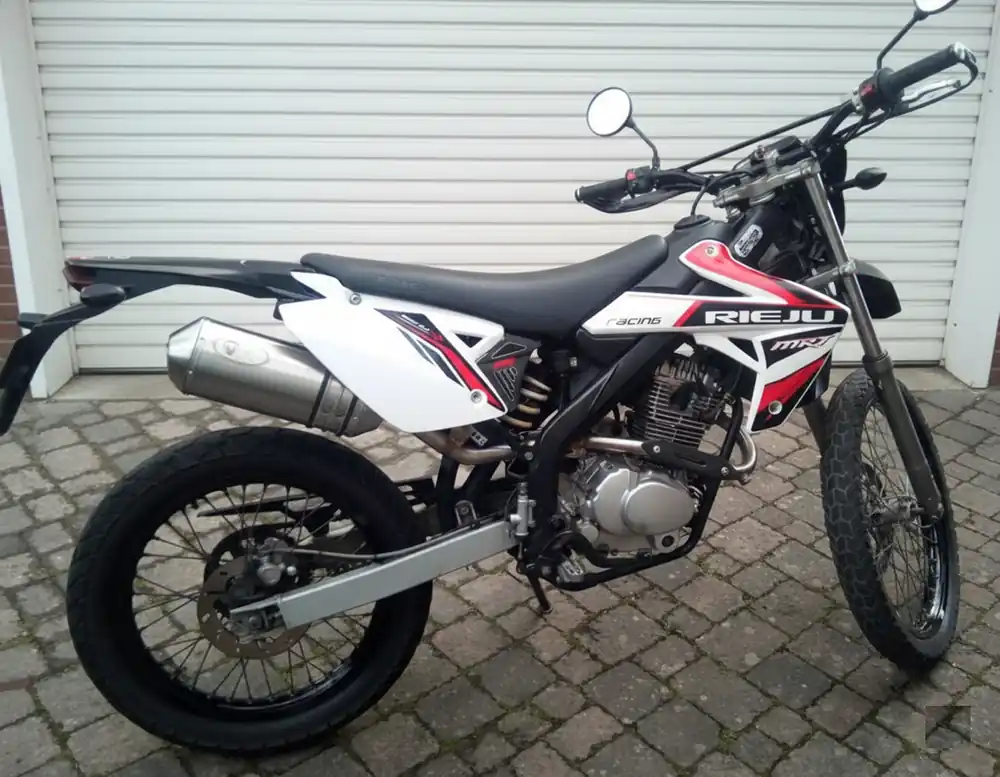 Echt Edelstahl Auspuff Turbo Kit Sport Rieju MRT Marathon Pro 125 LC 4T