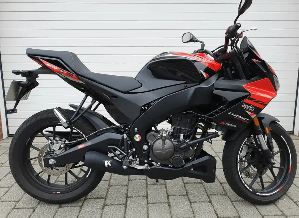 Turbo Kit GP Black Sportauspuff Aprilia Tuono 125i RS 125 E4 E5 LC Top-Angebot